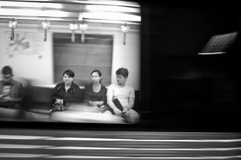 metrou bucuresti foto blur