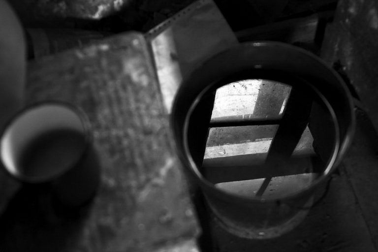 bogdan_dezolare_sulina2012_final_07_resize